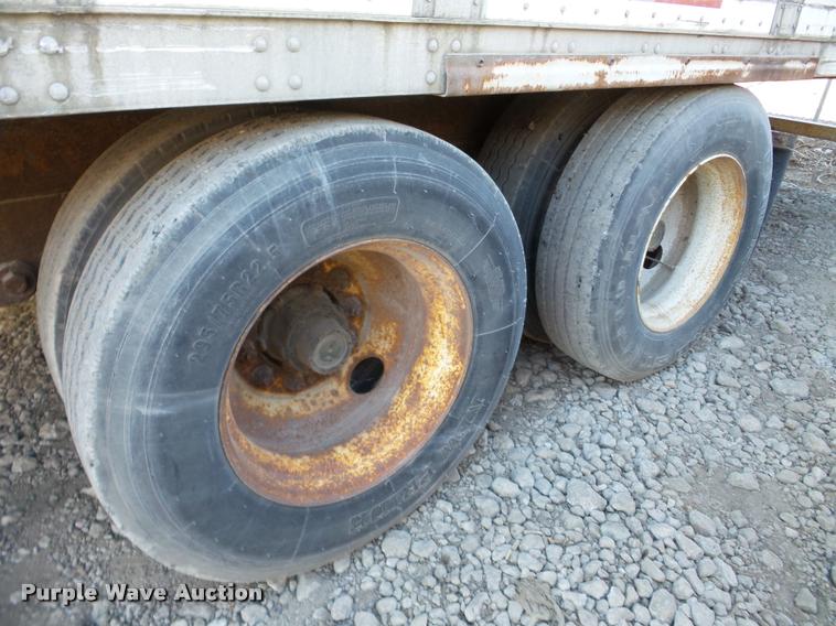 image for item DA7356 1994 Stoughton dry van trailer