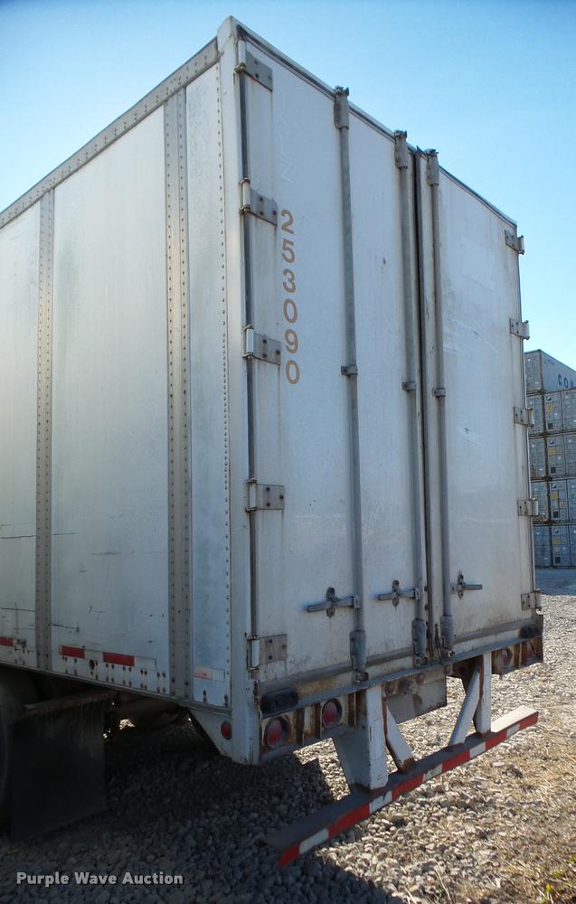 image for item DA7357 1995 Monon dry van trailer