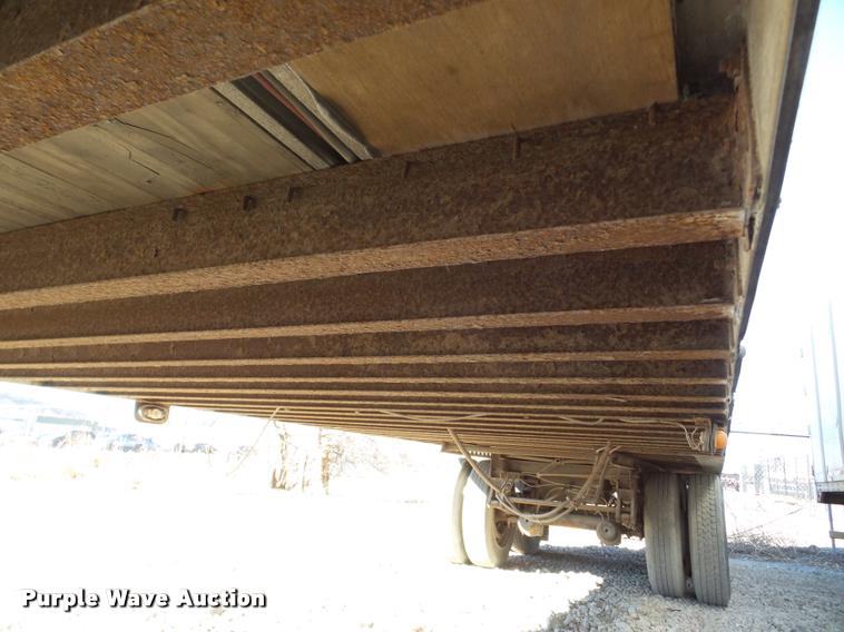 image for item DA7357 1995 Monon dry van trailer