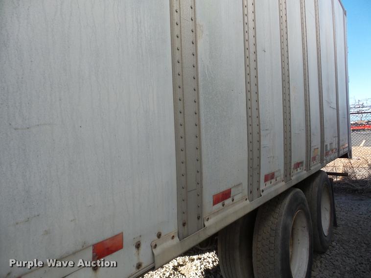 image for item DA7357 1995 Monon dry van trailer