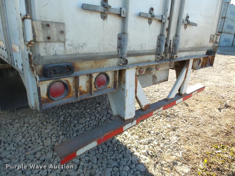 image for item DA7357 1995 Monon dry van trailer