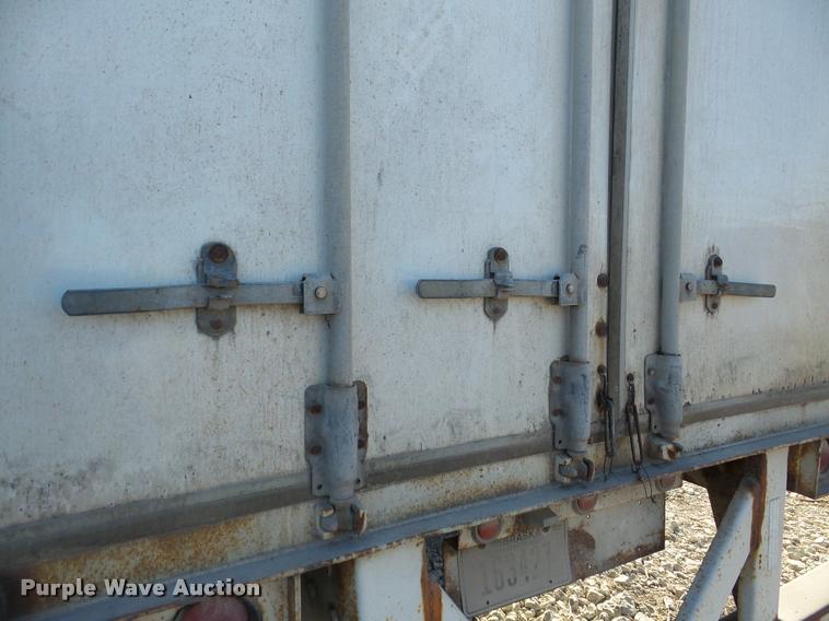 image for item DA7357 1995 Monon dry van trailer