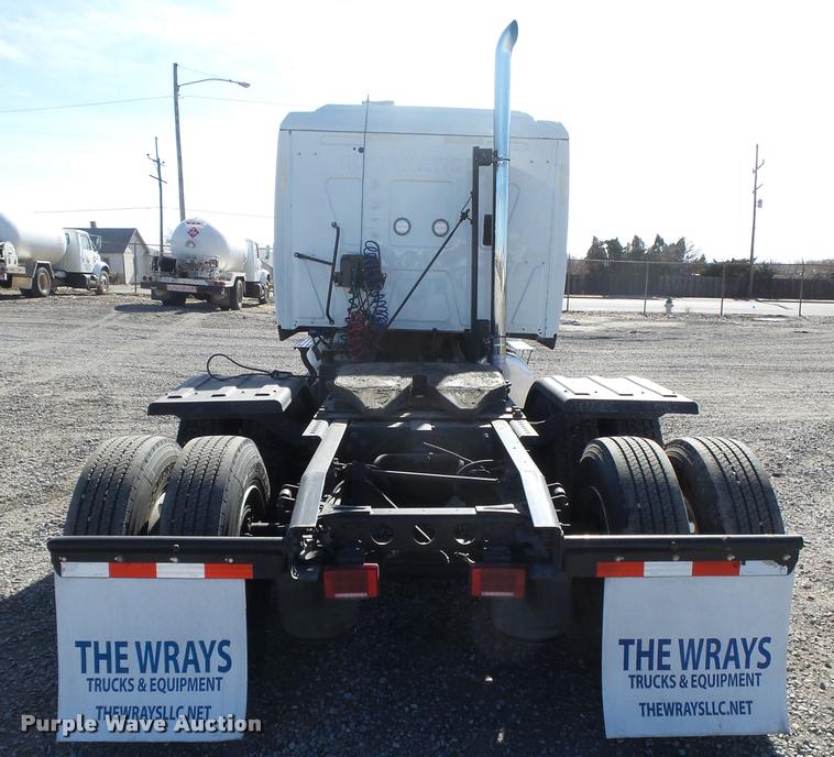 image for item DB1889 2012 International ProStar Plus semi truck