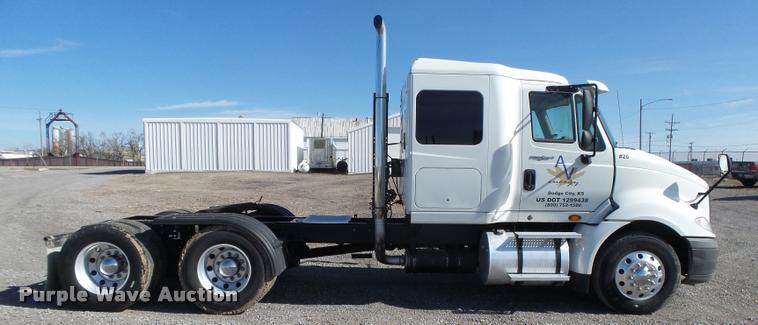 image for item DB1889 2012 International ProStar Plus semi truck