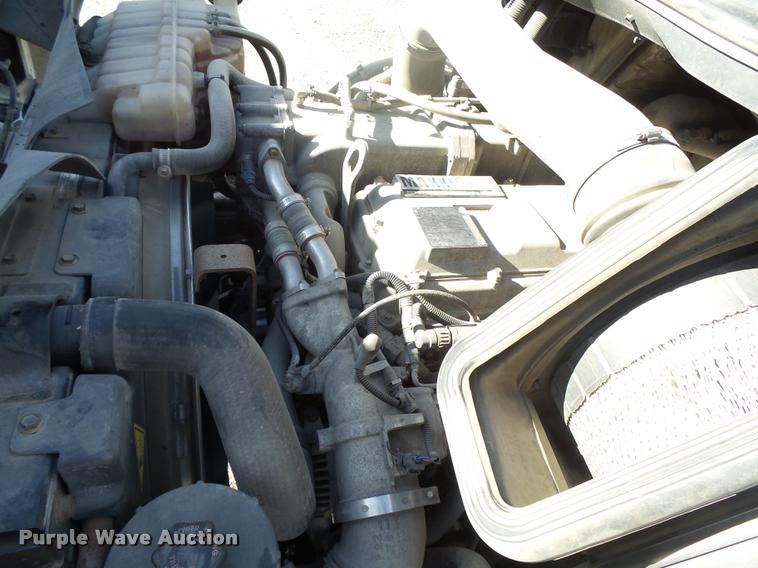 image for item DB1889 2012 International ProStar Plus semi truck