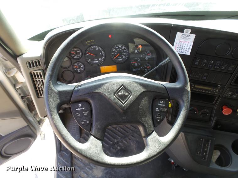 image for item DB1889 2012 International ProStar Plus semi truck