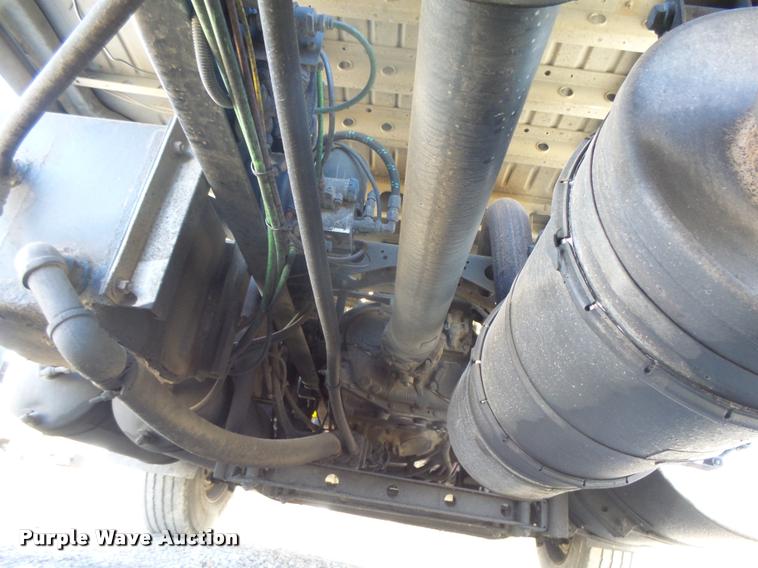 image for item DB1889 2012 International ProStar Plus semi truck