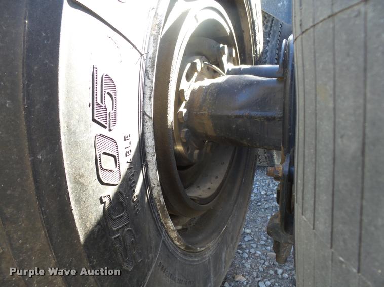 image for item DB1889 2012 International ProStar Plus semi truck