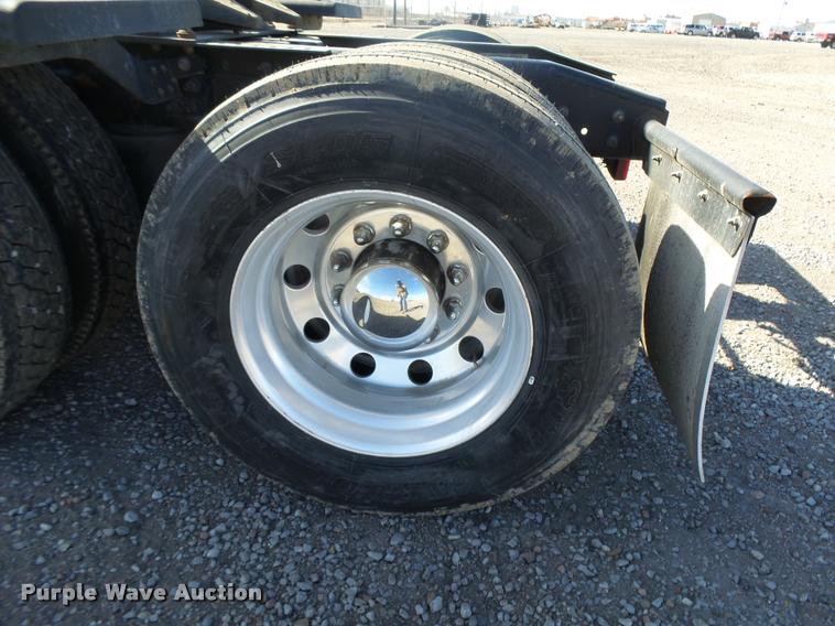 image for item DB1889 2012 International ProStar Plus semi truck