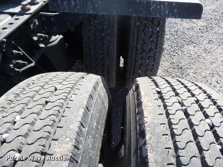 image for item DB1889 2012 International ProStar Plus semi truck