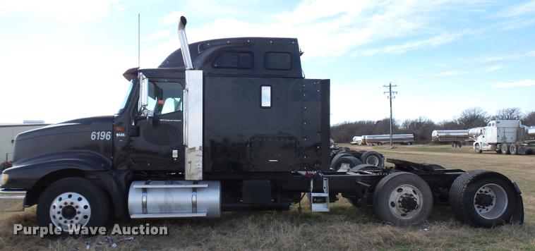 image for item DB2357 2007 International 9400i semi truck