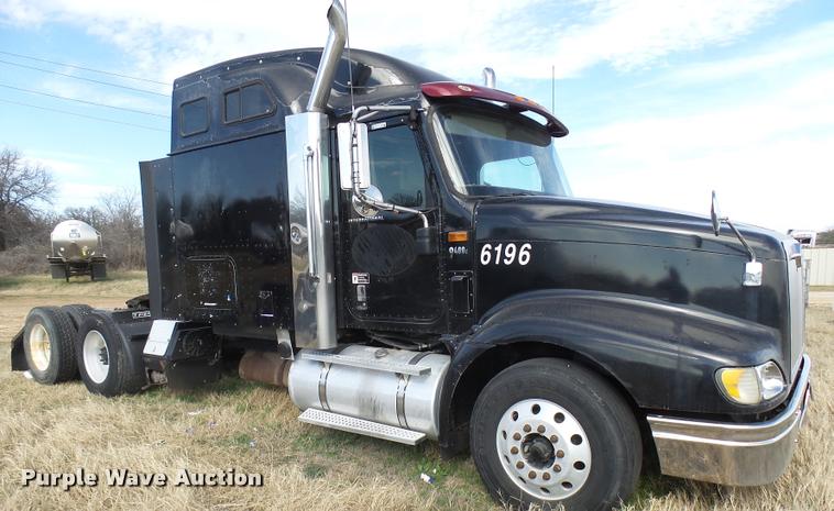 image for item DB2357 2007 International 9400i semi truck