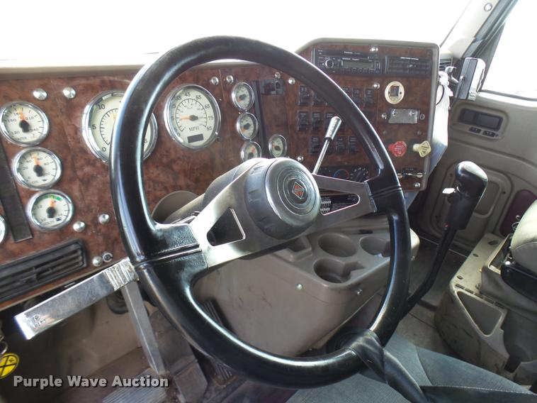 image for item DB2357 2007 International 9400i semi truck