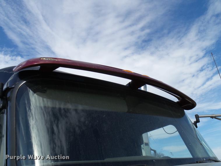 image for item DB2357 2007 International 9400i semi truck