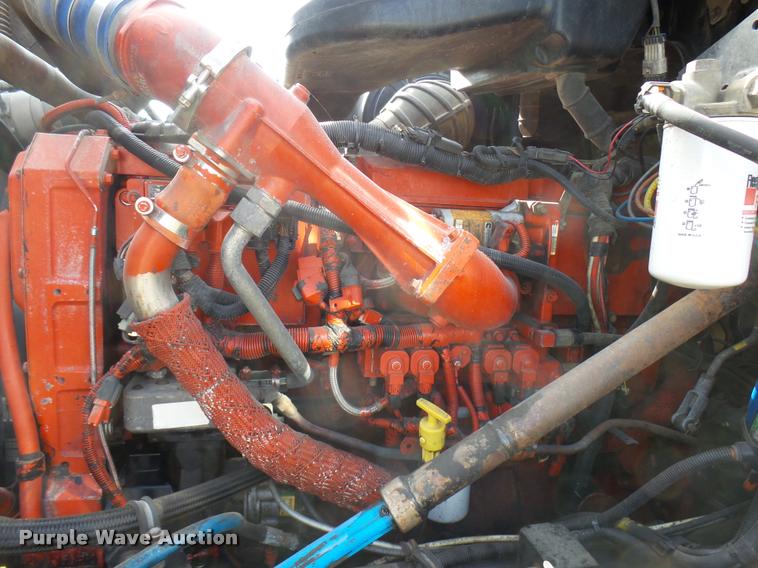 image for item DB2357 2007 International 9400i semi truck