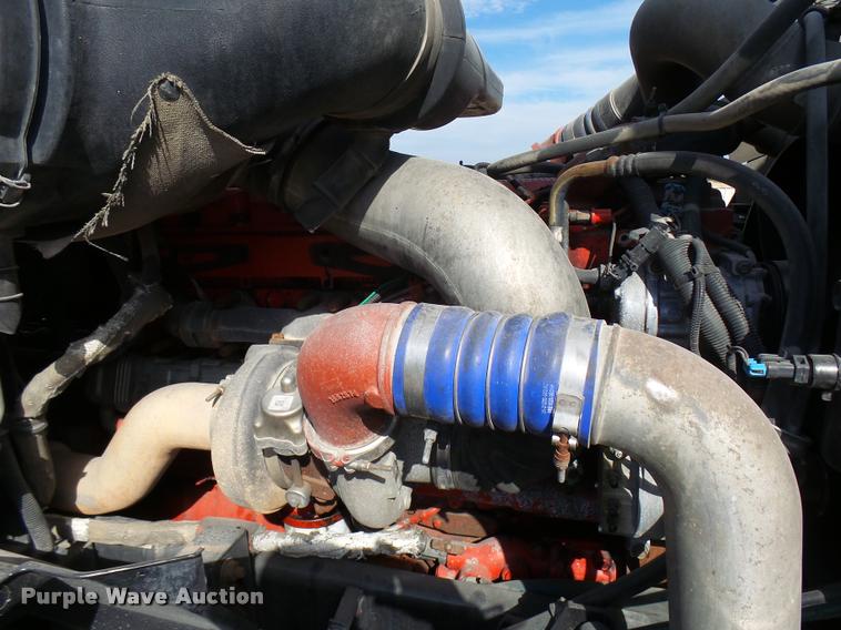 image for item DB2357 2007 International 9400i semi truck