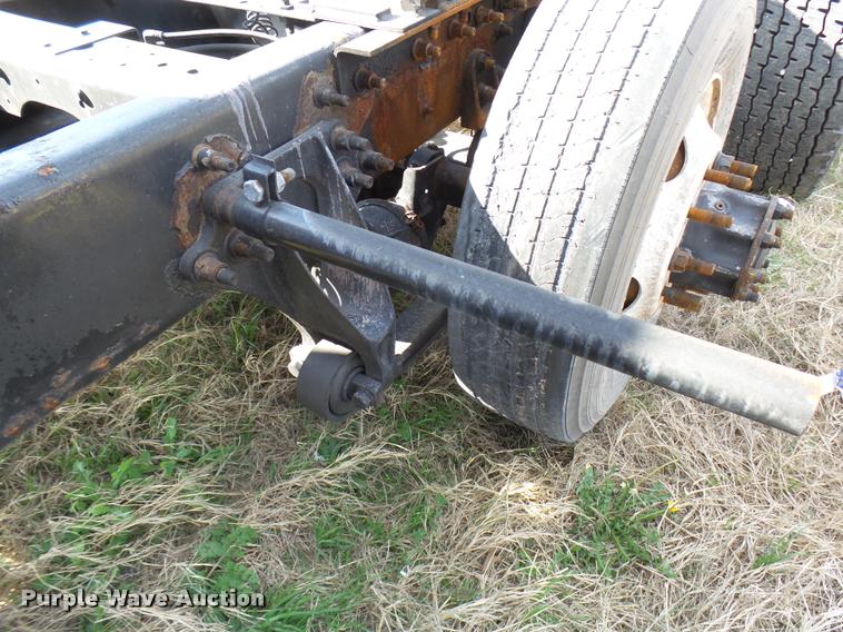 image for item DB2357 2007 International 9400i semi truck