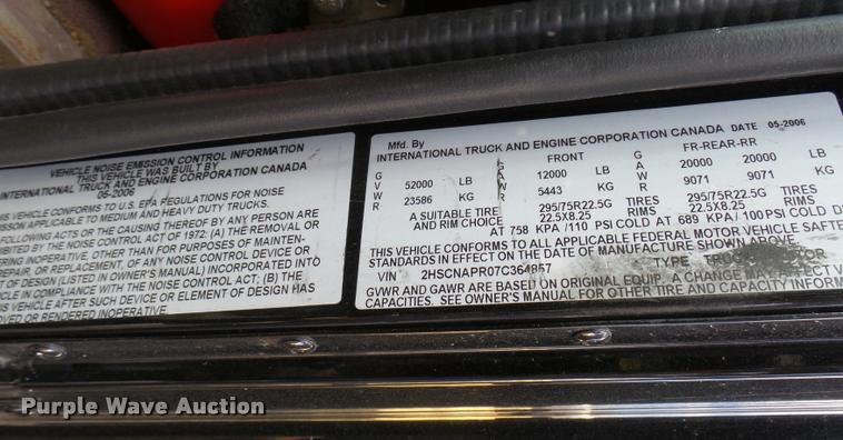 image for item DB2357 2007 International 9400i semi truck