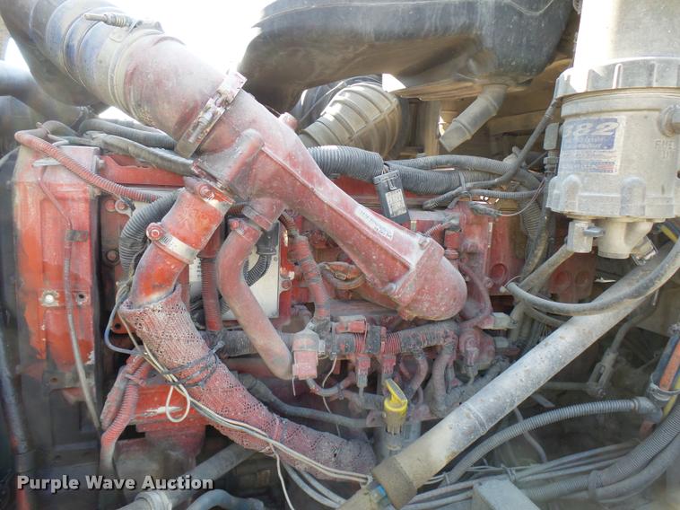 image for item DB2358 2007 International 9400i semi truck