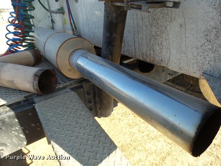 image for item DB2359 2007 International 9400i semi truck