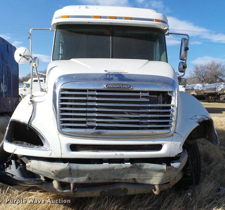 image for item DB2360 2004 Freightliner Columbia semi truck