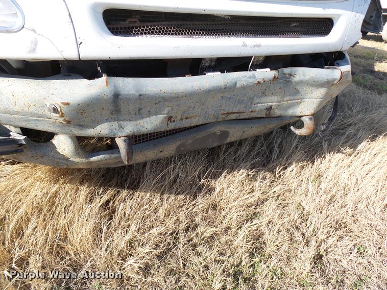 image for item DB2360 2004 Freightliner Columbia semi truck