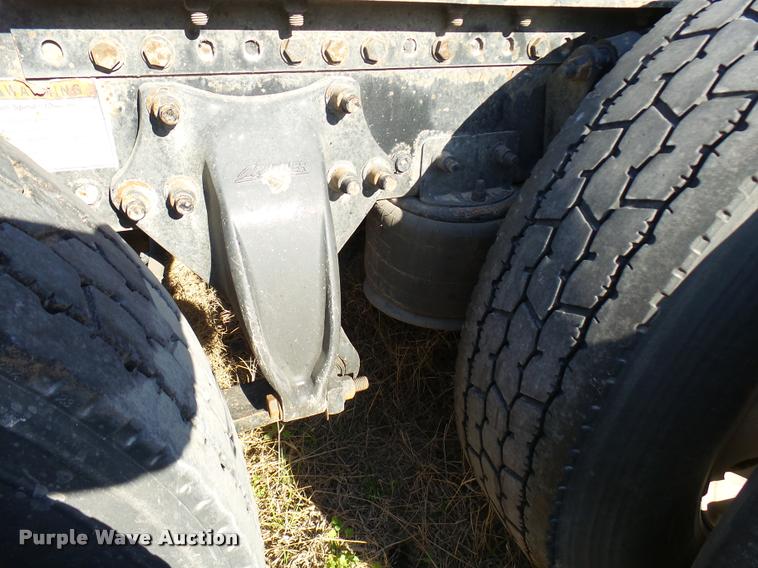 image for item DB2360 2004 Freightliner Columbia semi truck