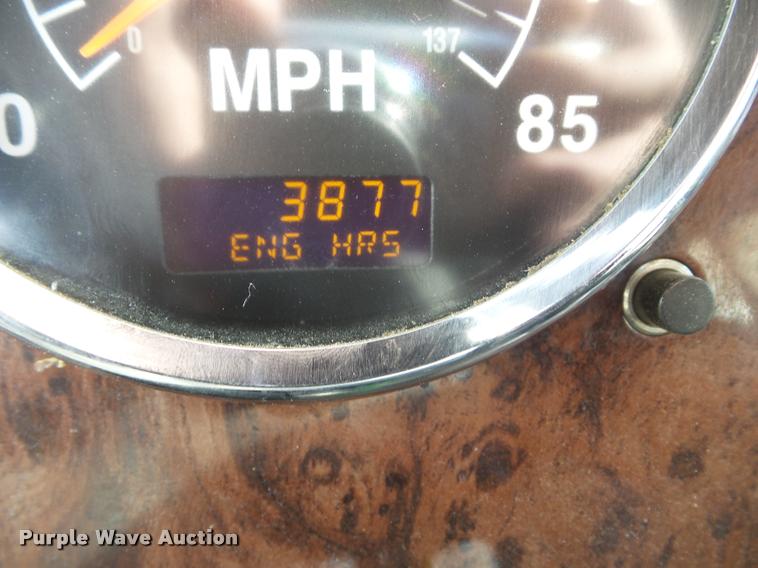 image for item DB2362 2007 International 9400i semi truck