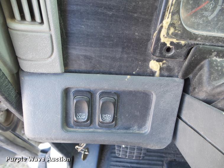 image for item DB2363 2004 Freightliner Columbia semi truck