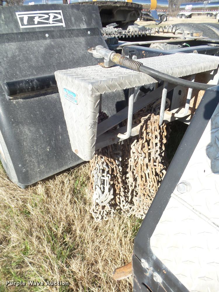 image for item DB2363 2004 Freightliner Columbia semi truck