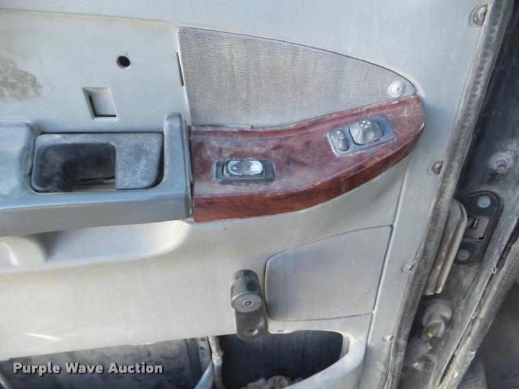 image for item DB2364 2003 Freightliner Century ST120 semi truck