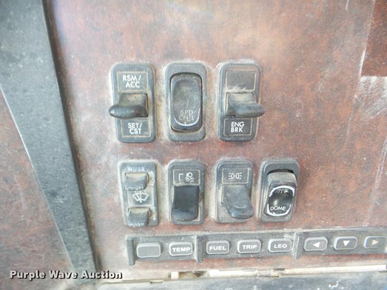 image for item DB2364 2003 Freightliner Century ST120 semi truck