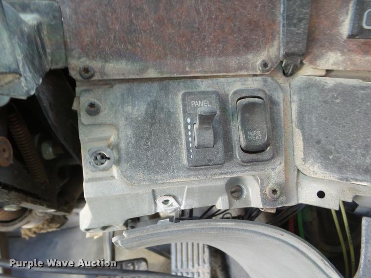 image for item DB2364 2003 Freightliner Century ST120 semi truck