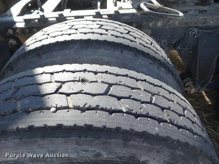 image for item DB2364 2003 Freightliner Century ST120 semi truck