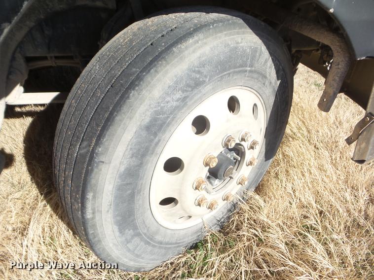 image for item DB2364 2003 Freightliner Century ST120 semi truck