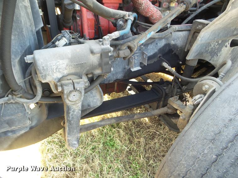 image for item DB2365 2006 International 9400i semi truck