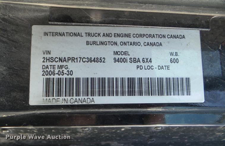 image for item DB2366 2007 International 9400i semi truck