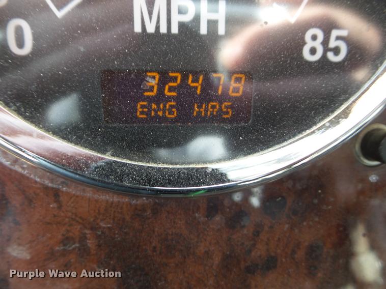 image for item DB2367 2007 International 9400i semi truck