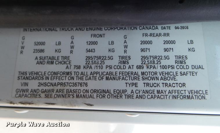 image for item DB2367 2007 International 9400i semi truck
