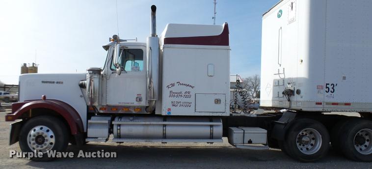 image for item DB2368 1996 Western Star 4964F semi truck
