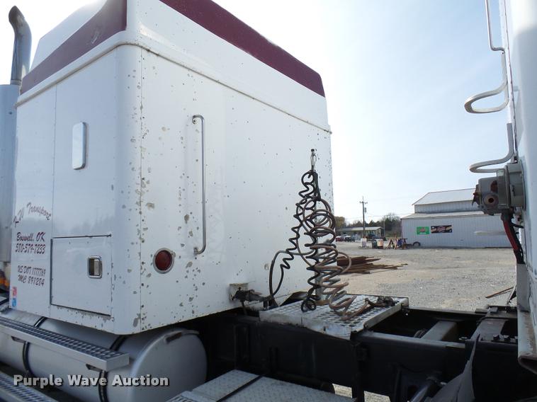 image for item DB2368 1996 Western Star 4964F semi truck