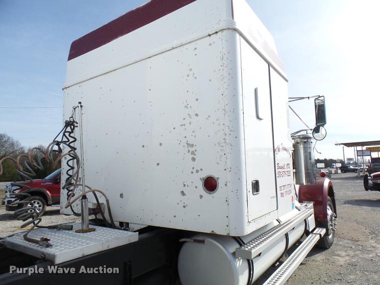 image for item DB2368 1996 Western Star 4964F semi truck