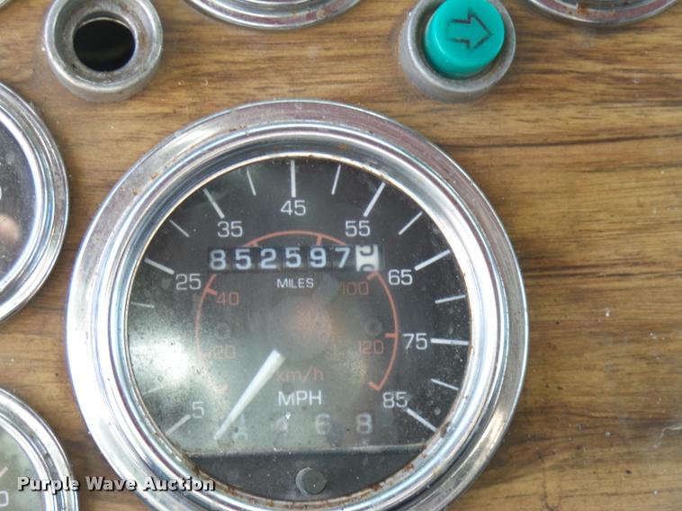 image for item DB2368 1996 Western Star 4964F semi truck