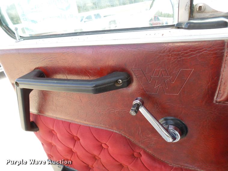 image for item DB2368 1996 Western Star 4964F semi truck