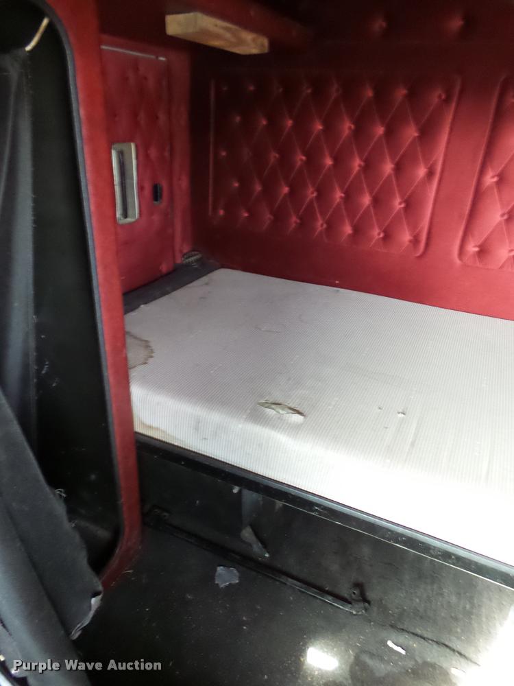 image for item DB2368 1996 Western Star 4964F semi truck