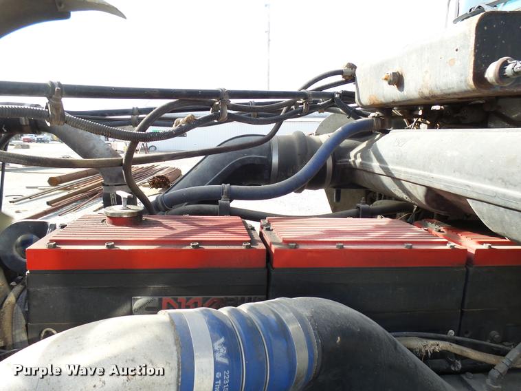 image for item DB2368 1996 Western Star 4964F semi truck