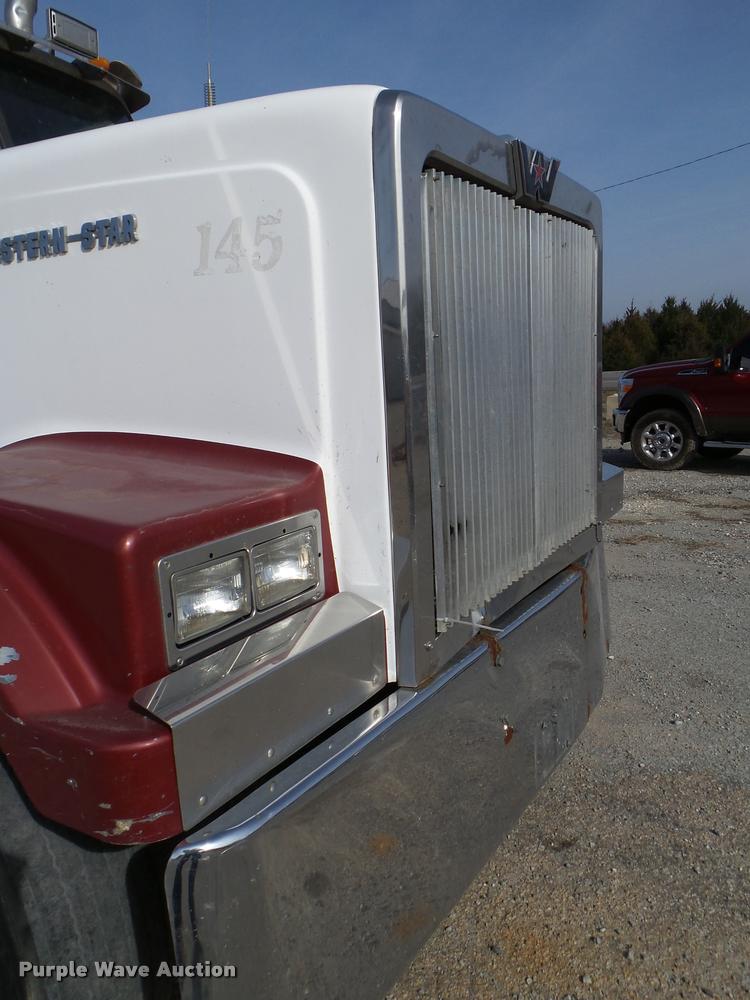 image for item DB2368 1996 Western Star 4964F semi truck