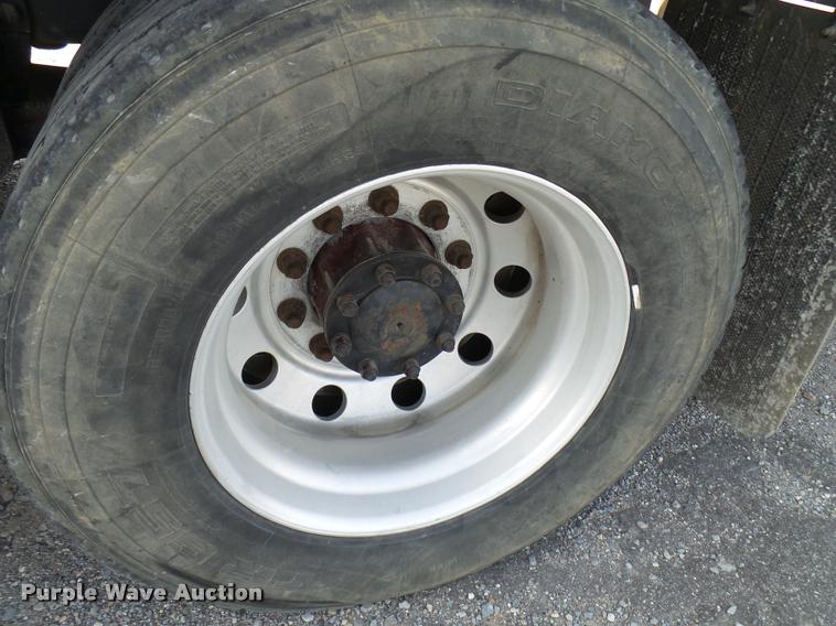 image for item DB2368 1996 Western Star 4964F semi truck