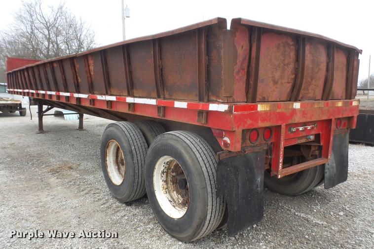 image for item DB2989 1969 Fontaine DTW-1-554 flatbed trailer