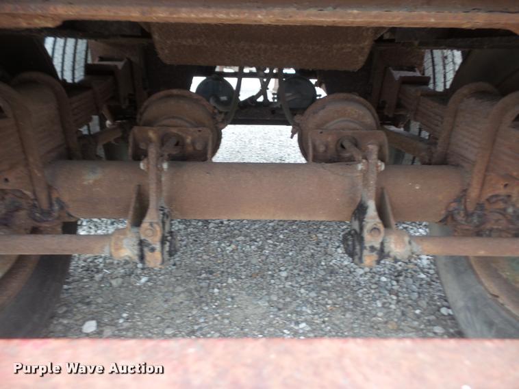 image for item DB2989 1969 Fontaine DTW-1-554 flatbed trailer